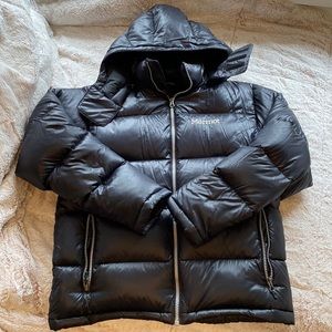 Marmot Mens Black Large 700 Fill down jacket